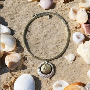 Vintage Hammered disc gold & silver tone necklace w/mesh open choker 💛🩶